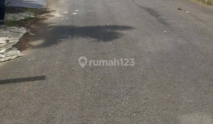 Rumah 2 Lantai Hadap Timur Carport 2 Mobil di Intercon 2