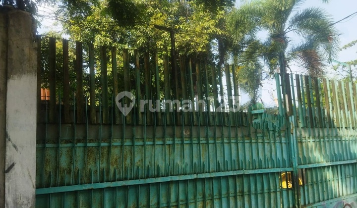 Ruang Usaha 2 Lantai Parkir Luas Zonasi Komersil Daan Mogot Raya 2