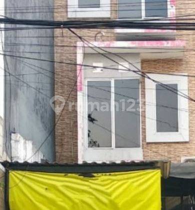 1080 Ruang usaha 4x3.5 m2 eks coffeeshop jln ramai kuliner Tanjung Duren 1
