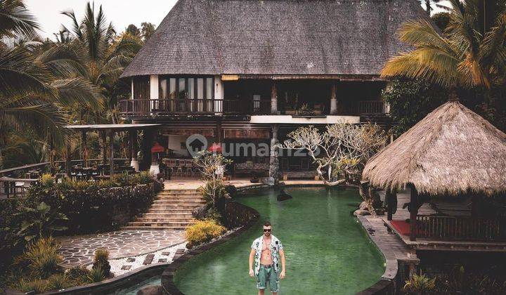 J1748-CB35+ Resort Cantik 3 Lantai 1,5 Ha/1045 M2  View Lembah & Sungai Ubud Bali 1