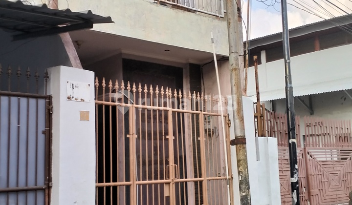 S1914-51π0 Ruko/rumah 2 Lantai 4x8 M2 Hadap Selatan No Carport Jalan 1.5 Mbl Dekat Stasiun Kai Grogol 2