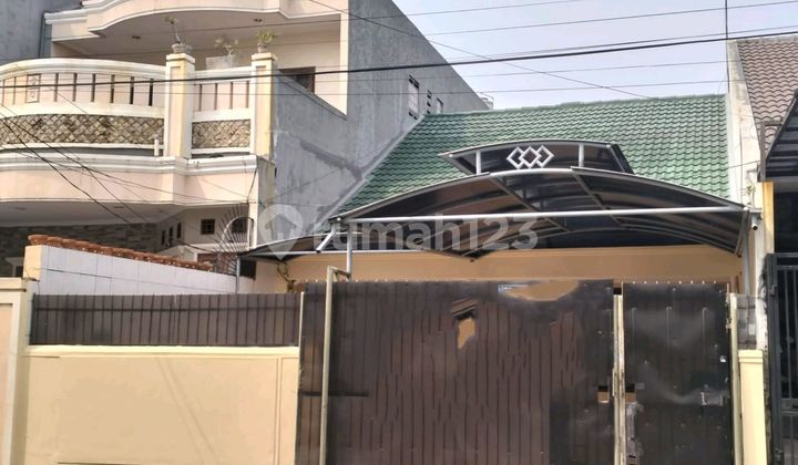 S1929-dp Rumah 1 1/4 Lt 7x23,5 M2 Carport 2 Mbl Hadap Barat Linkungan Bagus & Rapi Jln 2 Mobil 1