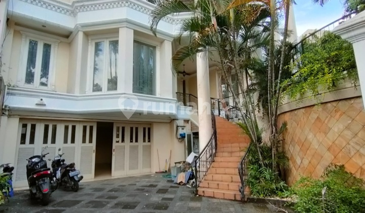 S2158-cbc#%15+ Rumah 3 Lantai Lt/lb 1000/900 M2 Carport 5 Mobil Di Kemamg