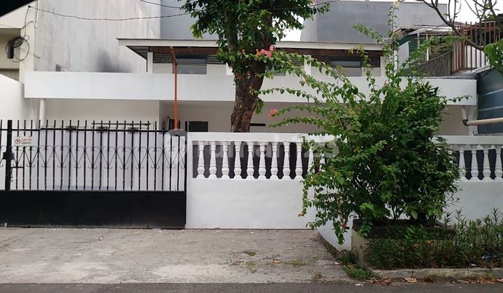 S2249-Cb72= Rumah 2 Lantai 11X20 M2 Jalan 2 Mobilpas Utk Kantid Cabangkr Usaha di Tanjung Duren