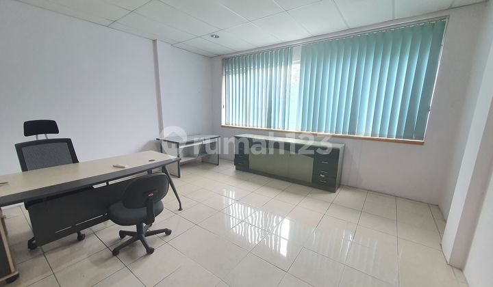 S2067-cbl1l 4-Story Shophouse 5.5x15/268 M2 Furnished 6-Car Street in Kebon Jeruk Near Green Garden 2