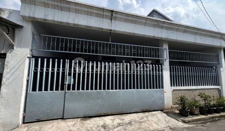J2292-Cb%0£ Rumah 1,5 Lantai Hadap Utara Jalan 2 Mobil di Kapuk Cengkareng