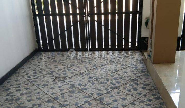 Dijual Cepat Rumah di Perum Kranggan Permai Depan Plaza Cibubur