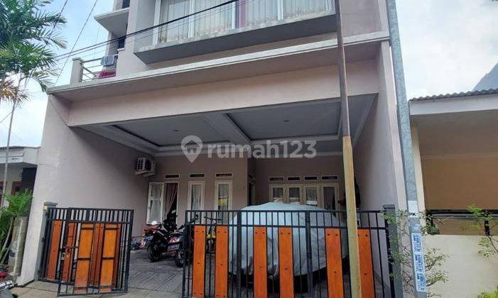 Rumah Siap Huni Full Furnished Dijual di Harapan Baru Bekasi 1