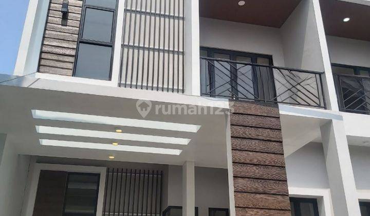 Rumah 2 Lantai Siap Huni Di Komplek Pondok Gede Housing 1, Bekasi 1