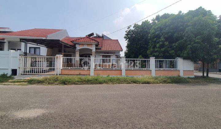 Dijual Murah Rumah Luas Hoek di Bulevar Hijau Bekasi 1