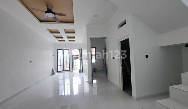 Dijual Rumah Baru Hoek Thb Bekasi 2 Lantai - SHM Siap Huni 2