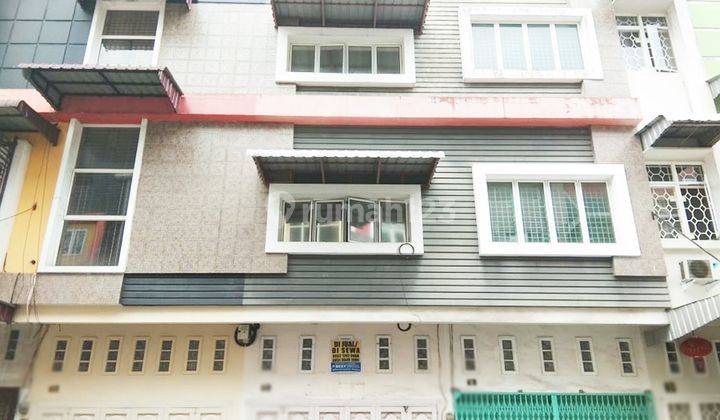 Rumah Bagus Dan Nyaman Jalan Pertempuran Komplek Brayan City 1