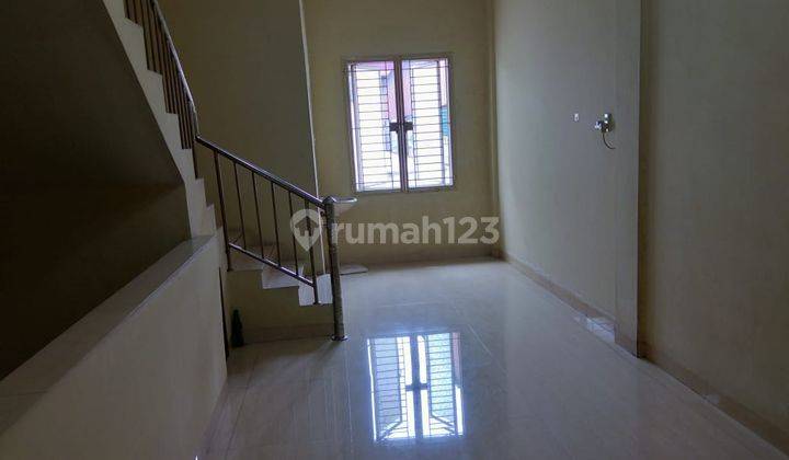 Rumah Bagus Dan Nyaman Jalan Pertempuran Komplek Brayan City 8