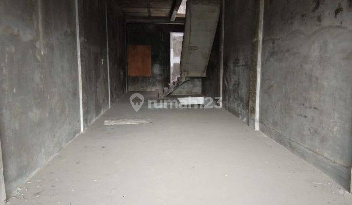 Ruko Disewakan Depan Universitas Dharmawangsa, Glugur  3