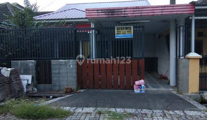 Rumah Nyaman Disewakan Jalan Tb Simatupang Komplek Griya Pinang Mas Kec Medan Sunggal Kota Medan Sumatera Utara 1