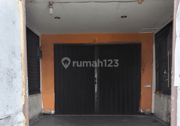 Ruko Jalan Singa daerah Asia Wahidin Thamrin Medan 2