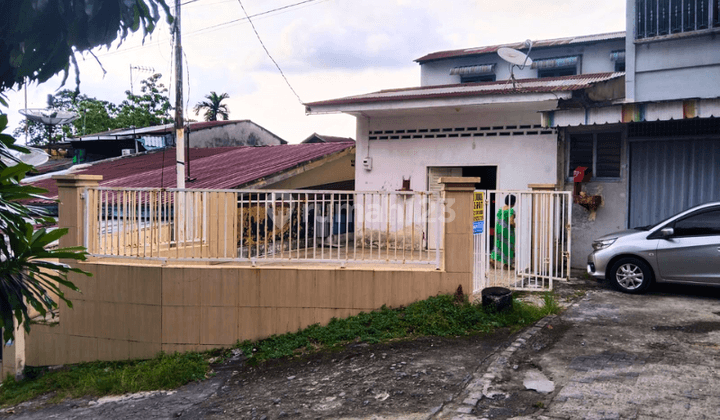 Rumah Jalan Brigjend Katamso Maimun Titikuning Masuk Gang 1