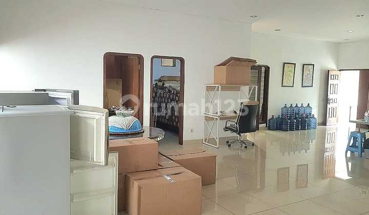 Rumah Dalam Komplek Sunrise Garden, Kedoya Utara, Jakarta Barat