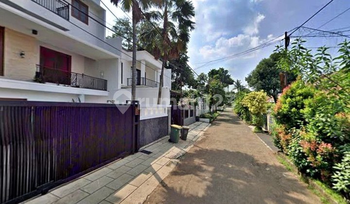 House in a Complex Near Pangkalan Jati Golf Course, Cinere, Depok 2