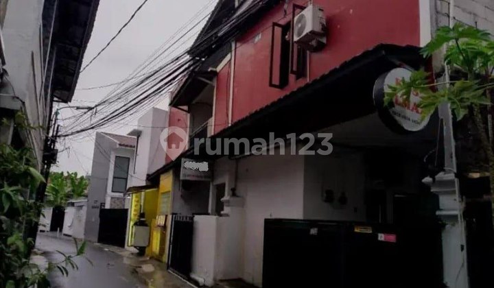 Rumah Kost 18 Kamar Terisi Penuh di Condet, Jakarta Timur