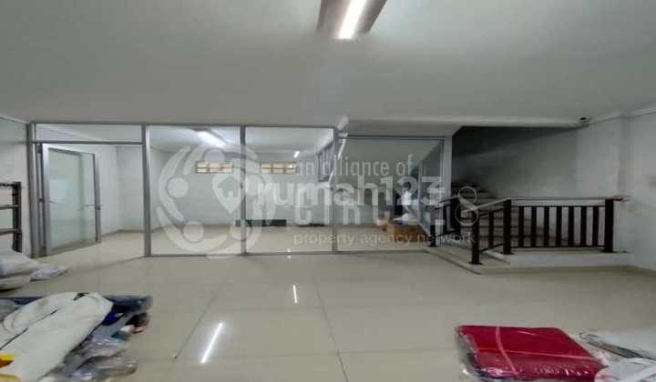 Ruko Siap Pakai Di Kawasan Ramai Bikin Untung Holis, Bandung