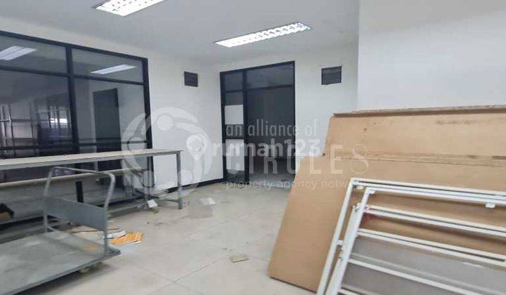 Dijual Gedung Fungsional Di Lokasi Ramai Usaha Cijerah, Bandung 2