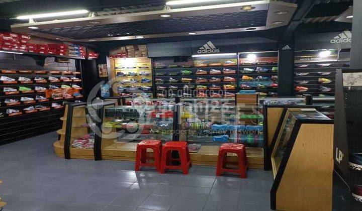 Terletak di Lokasi Elit, Miliki Ruko Siap Pakai di Merdeka, Bdg 6