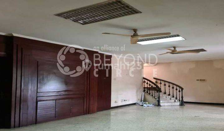 Ruang Usaha Dengan Parkiran Luas di Lokasi Ramai Bengawan, Bdg 5