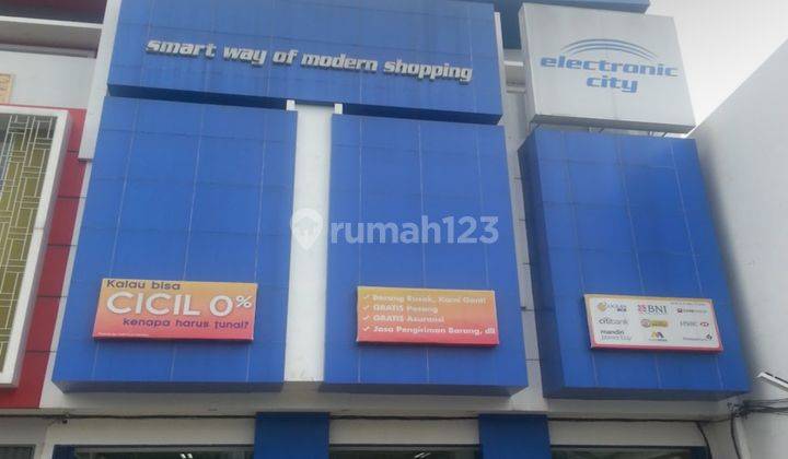 Ruko Gandeng Sewa Di Juanda - Bisa Sewa 1 Ruko  Ruko di JL. H. Juanda Ciputat - Tanggerang Selatan , Cirendeu Unfurnished 2