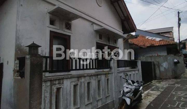 Rumah pojok lokasi strategis 2