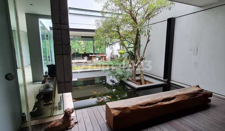 Rumah Lotus Palace. Hitung Tanah