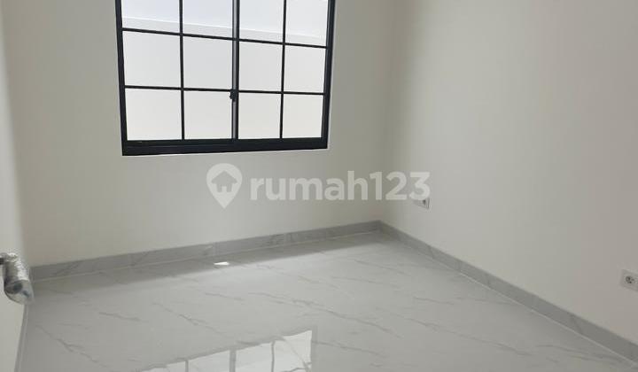 Rumah 3 Kamar di Bukit Nirmala Pik 2 12