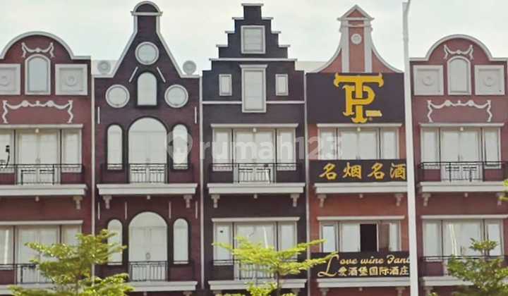 For Rent, Ebony Golf Shop House, 3 Floors, Very Strategic Location in PIK2. 2