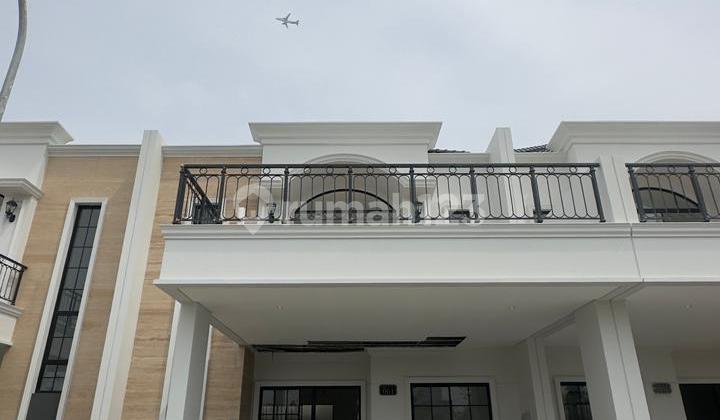 Nice House in Bukit Nirmala Pik 2 with a Big Balcony