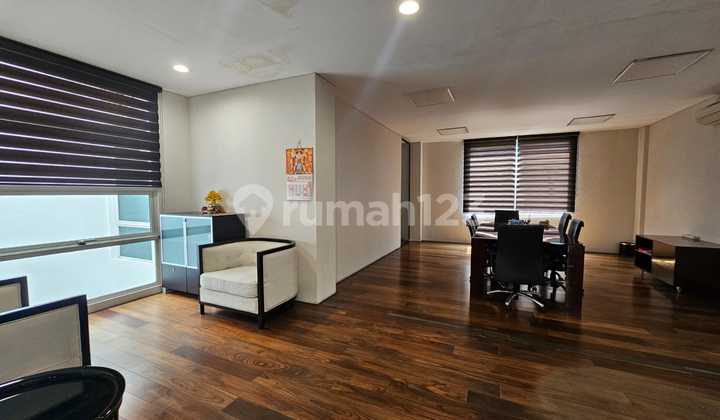 Selling Fast, Elang Laut 4-Unit Row Shop 2