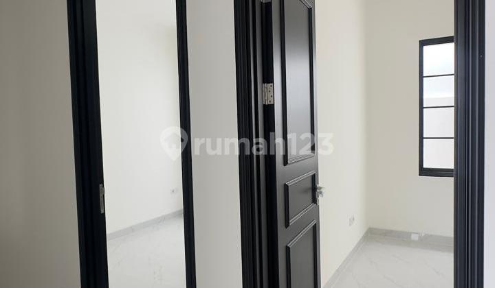 Rumah 3 Kamar di Bukit Nirmala Pik 2 15