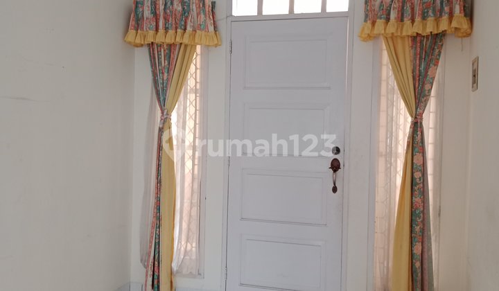 Paria Cluster Tourist House, 1 KM to Toll, Near Gym & Swimming Pool