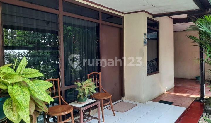 Rumah Bagus Area Seskoal Kebayoran Lama Utara Shm Murah