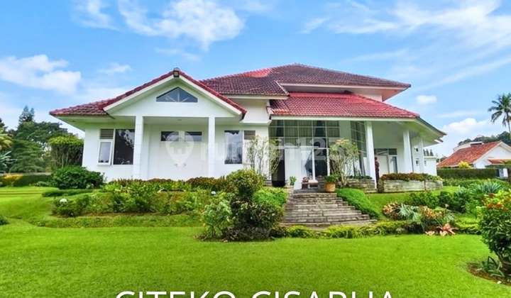 Dijual Villa Cantik View Menarik Asri dan Sejuk Lokasi Strategis Dijual Villa Cantik View Menarik Asri dan Sejuk Lokasi Strategis