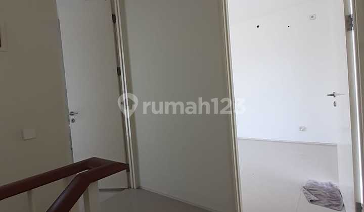 For sale, cheapest Northwest lake house - Citraland, fast sale. 2