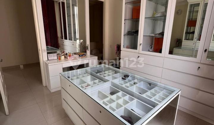 Dijual Cepat Rumah Minimalis Terawat di Lariz Wood, Pakuwon Indah