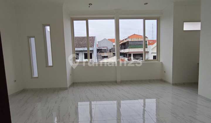 Cheapest with a width of 8 meters 2