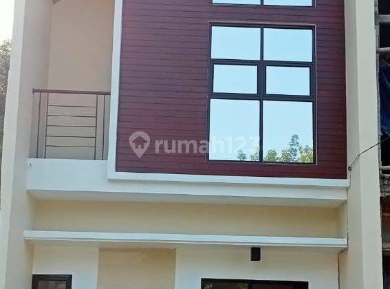 Rumah Baru Dalam 2 Lantai , Harga Murah Free Biaya2 Lokasi Strategis Di Jati Sari, Jatiasih Bekasi 1