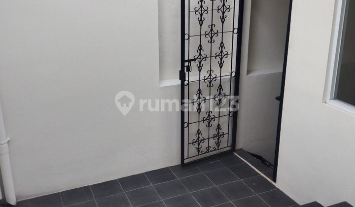 Rumah Baru 2 Lantai Dekat Ke Kalimalang Jakarta Timur  10