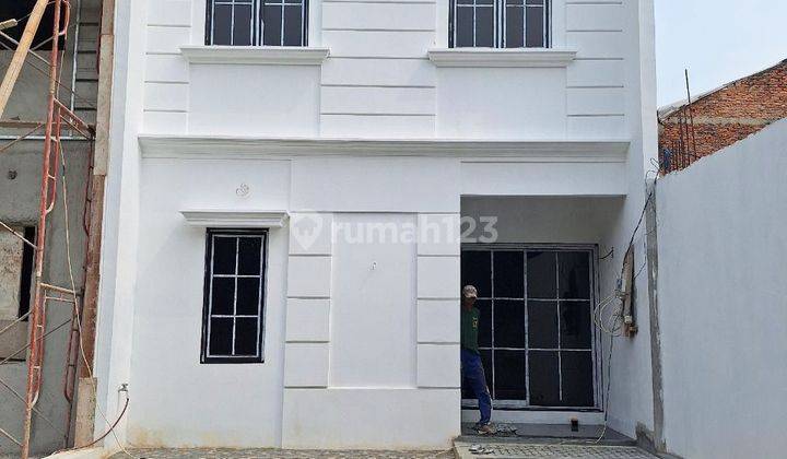 Rumah baru 2 lantai, mewah, murah dalam cluster dekat ke kalimalang 1