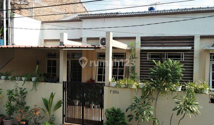 Rumah Bagus Tanah Luas Komplek Elite di Taman Galaxy 1