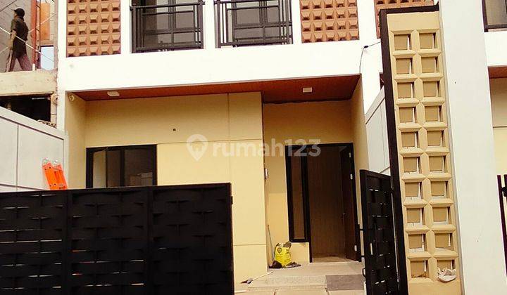 Rumah Baru 2 Lantai Dalam Komplek Perumahan Elite Dekat Ke Cipinang Di Duren Sawit Jakarta Timur  2