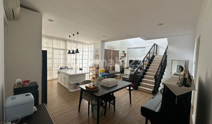 Dijual Rumah Villa Bukit Regensi Pakuwon Indah