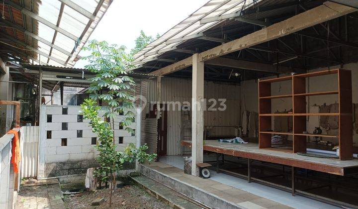 Sale Rumah Hitung Tanah! Cocok untuk Tempat Usaha Di Deplu Cipadu 1