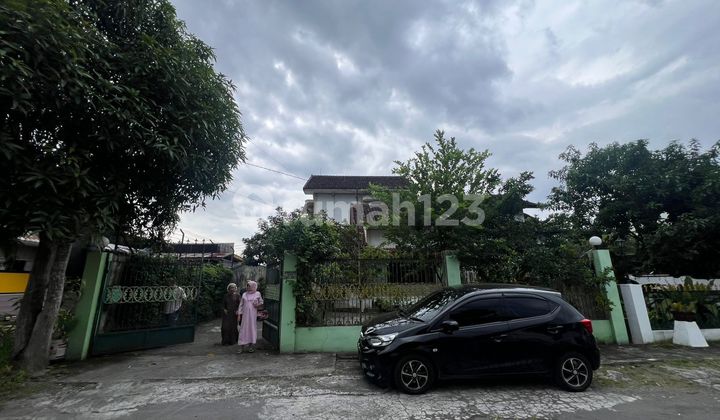 Rumah Luas Cocok Kantor dan Gudang Area Nogotirto Jln Godean Km 4,5 Rumah Luas Cocok Kantor dan Gudang Area Nogotirto Jln Godean Km 4,5